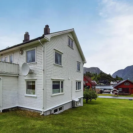 Awesome In With Wifi Holiday home